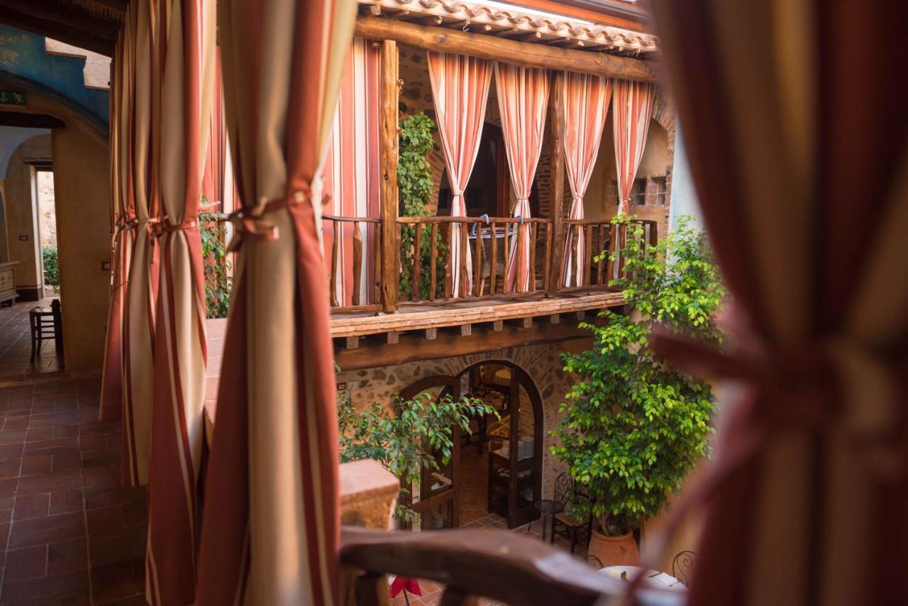 Hotel Anticos Palathos Orosei Εξωτερικό φωτογραφία